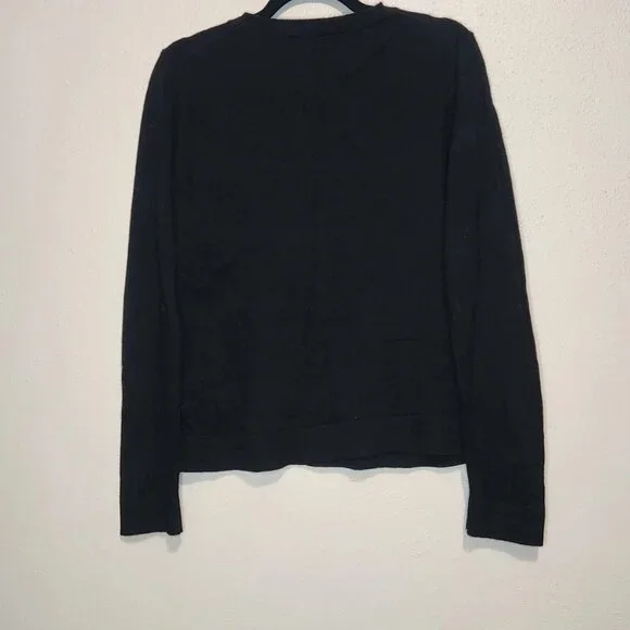 Banana Republic Black Sweater With Print Size Medium - Picture 3 of 6
